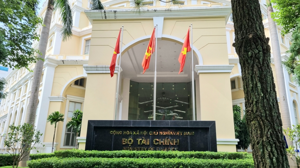 Thông tư 64/2025/TT-BTC: Giảm 50% nhiều khoản phí, lệ phí từ ngày 01/7/2025